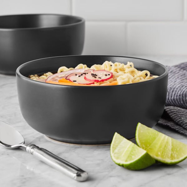 Matte Black Stoneware Bowl, 21.1 oz